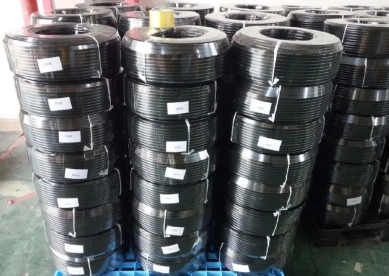 選擇廣東電線電纜時(shí)需要考慮以下幾個(gè)因素.jpg 選擇廣東電線電纜時(shí)需要考慮以下幾個(gè)因素.jpg